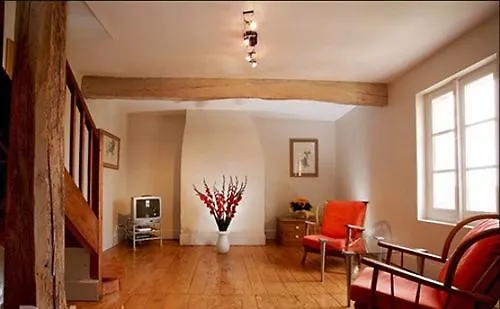 Au Chateau - B&B Saint-Nicolas-de-la-Grave Hotel