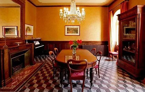 Au Chateau - B&B Saint-Nicolas-de-la-Grave 2*,